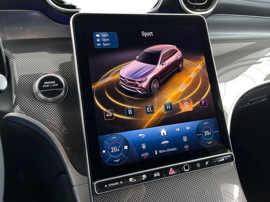 MERCEDES-BENZ GLC 300 de 4Matic Plug-in hybrid Coupé AMG Line Advanced - 13