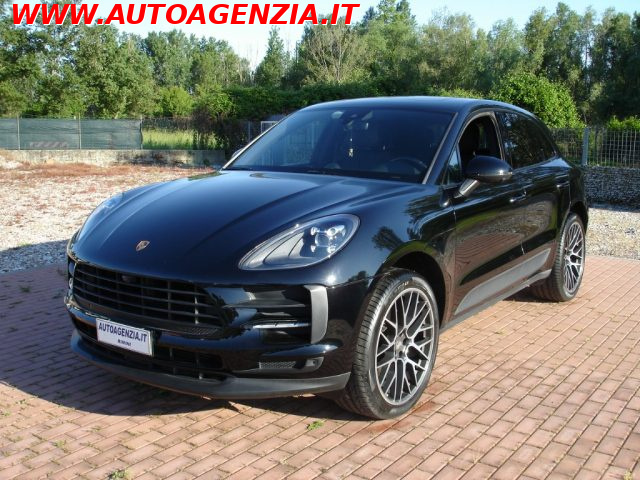 PORSCHE Macan Nero metallizzato
