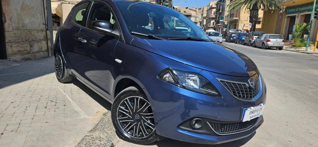 LANCIA Ypsilon Blu metallizzato