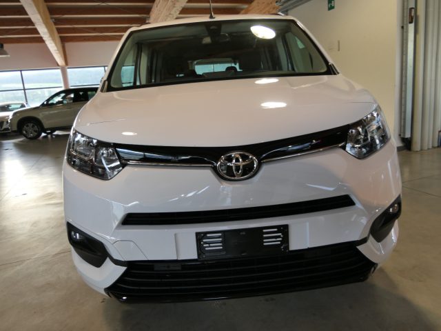 TOYOTA Proace City Verso Weiß pastell