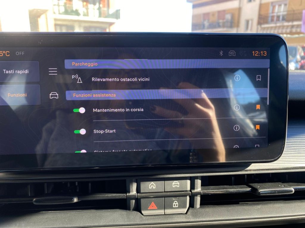 JEEP Avenger 1.2 Turbo Altitude GRANITE *PROMO ROTTAMAZIONE - 14