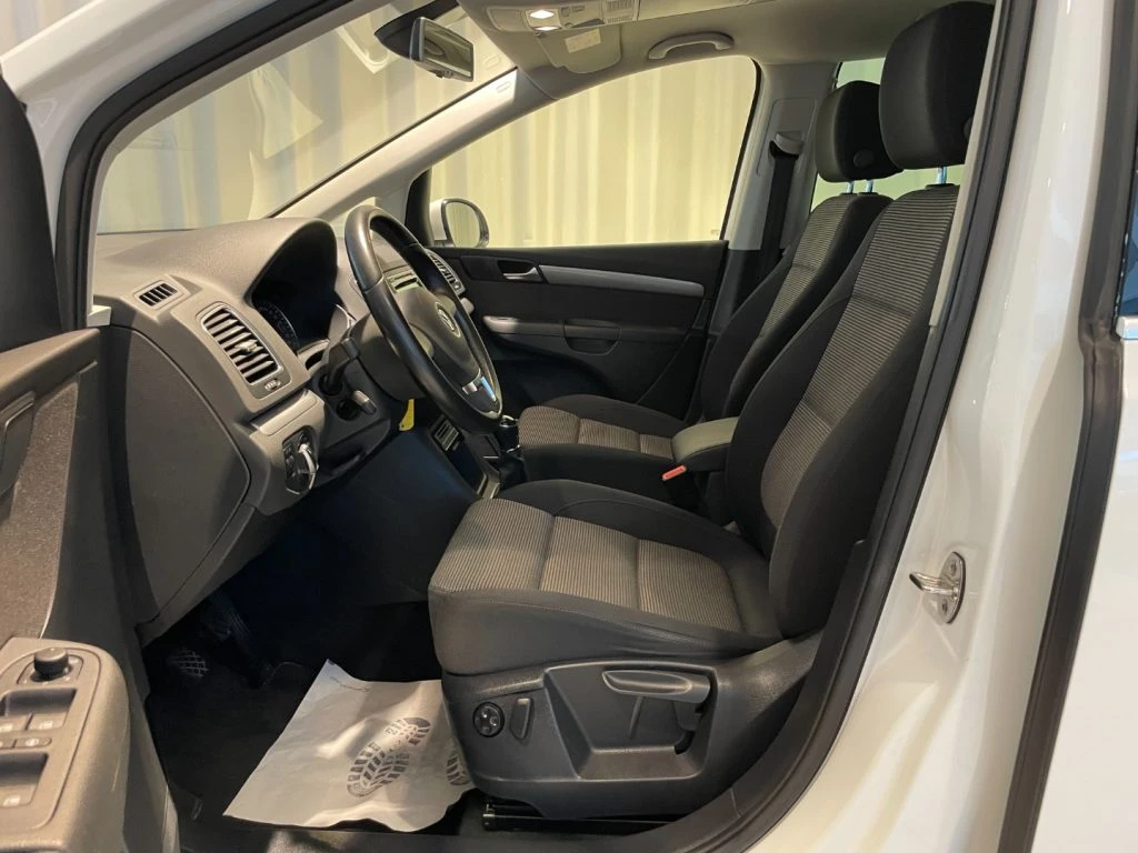 VOLKSWAGEN Sharan 1.4 TSI Comfortline 7P Climatronic RCD310 - 4