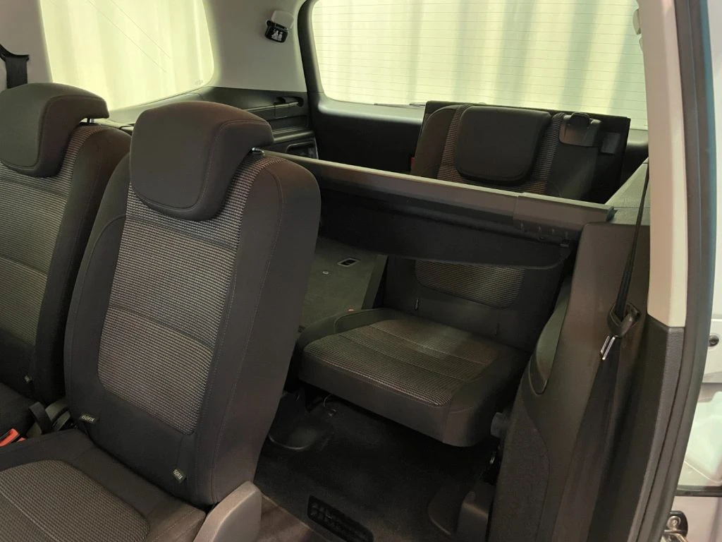VOLKSWAGEN Sharan 1.4 TSI Comfortline 7P Climatronic RCD310 - 13