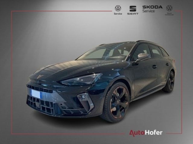 CUPRA Leon Schwarz metallisiert