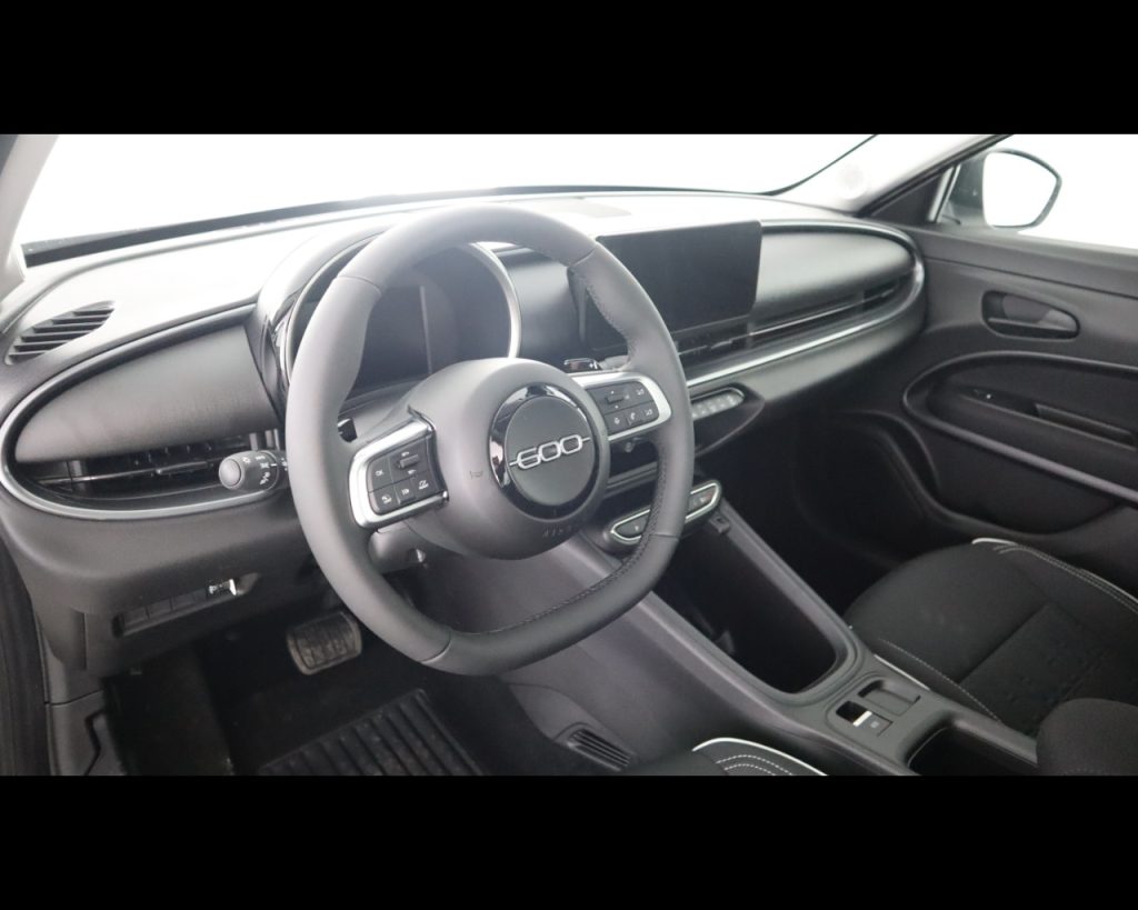 FIAT 600 POP 1.2 Hybrid 100cv - 13