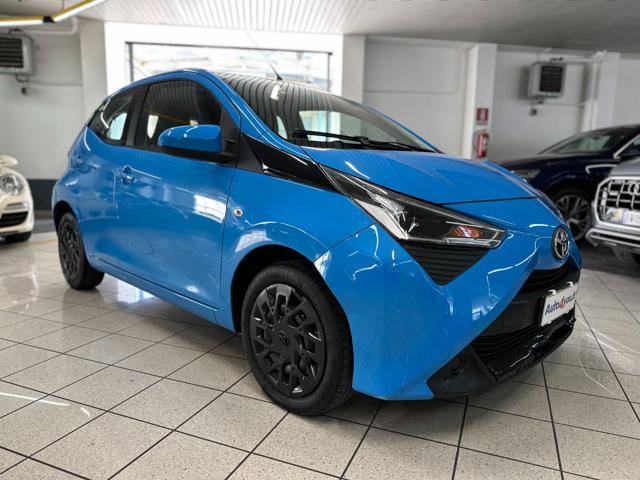 TOYOTA Aygo Azzurro pastello
