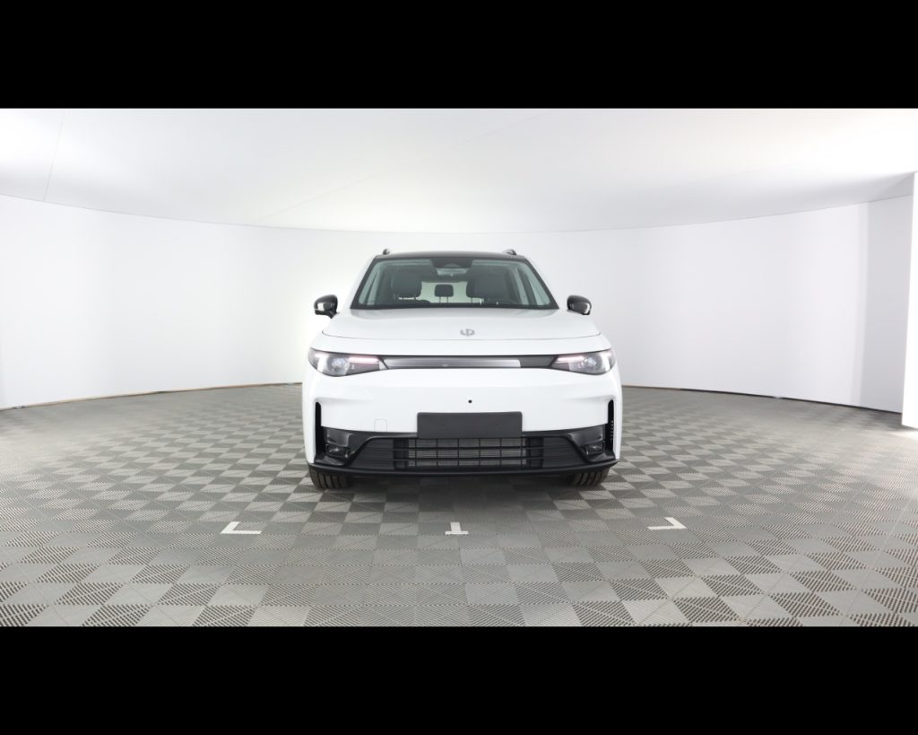 LEAPMOTOR C10 REEV DESIGN MY 2025 - 3