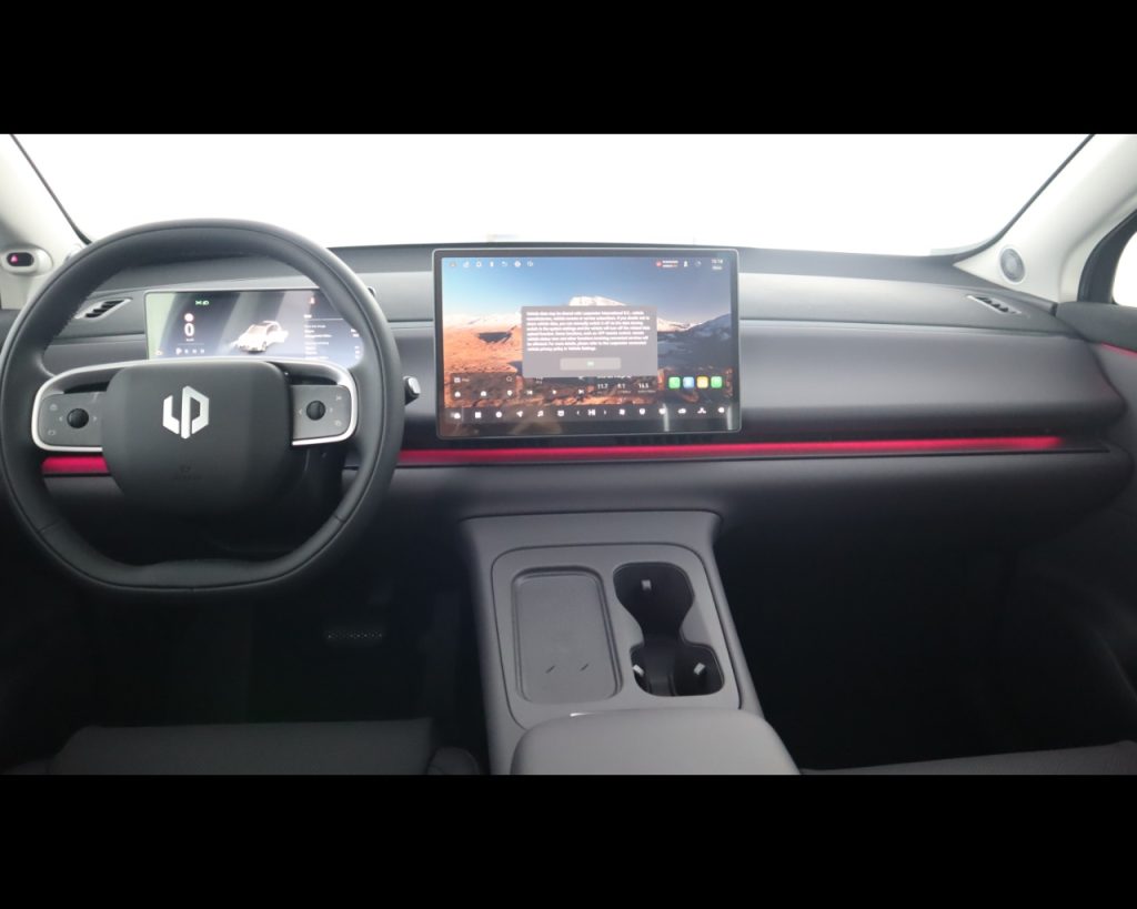 LEAPMOTOR C10 REEV DESIGN MY 2025 - 15