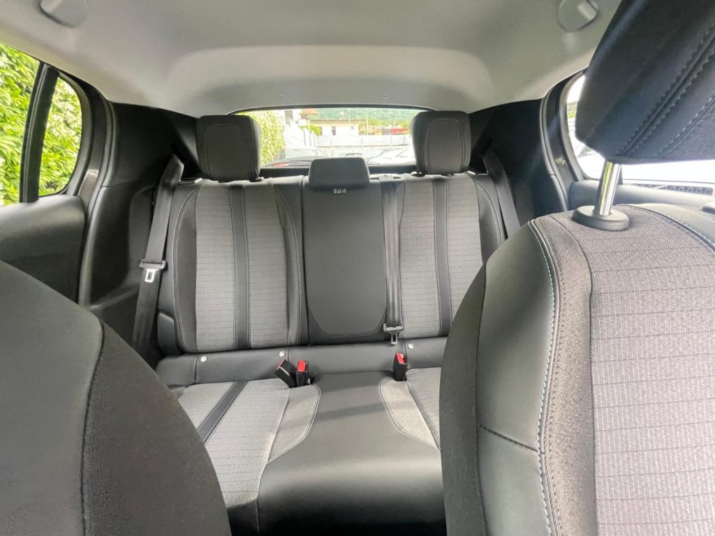 PEUGEOT 208 PureTech 100 Stop&Start 5 porte Allure Pack aut - 17