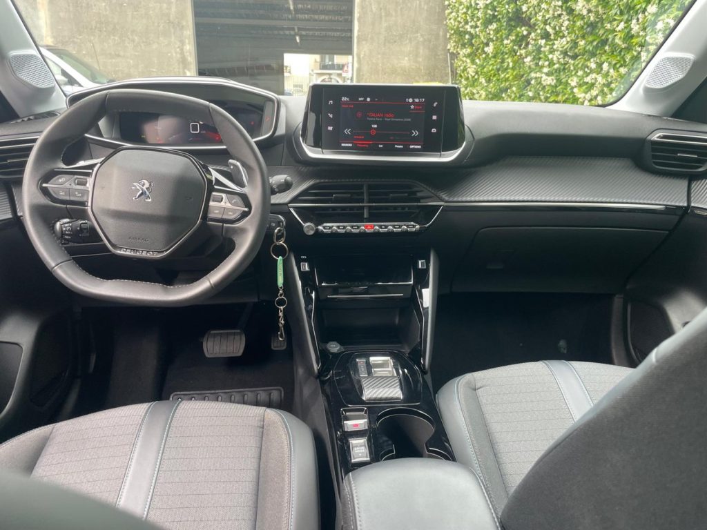 PEUGEOT 208 PureTech 100 Stop&Start 5 porte Allure Pack aut - 21