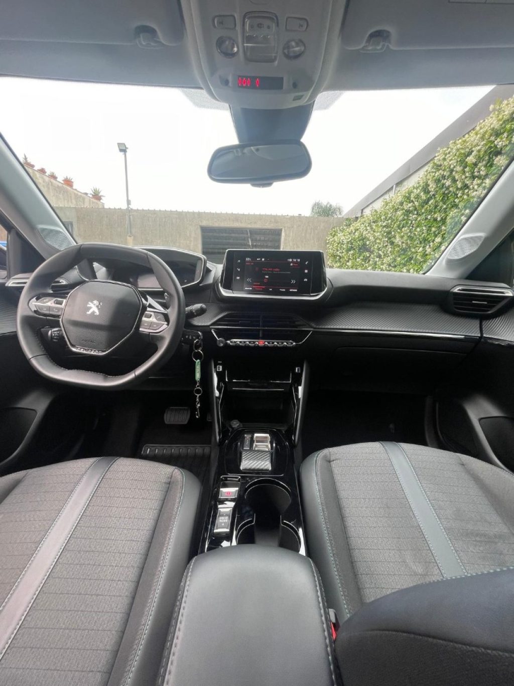 PEUGEOT 208 PureTech 100 Stop&Start 5 porte Allure Pack aut - 22