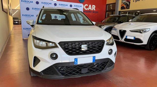 SEAT Arona Bianco pastello