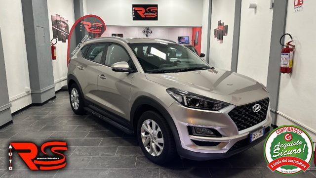 HYUNDAI Tucson Oro metallizzato