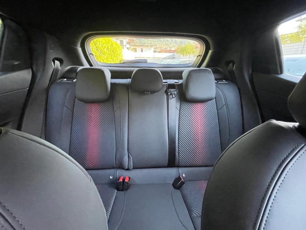 ALFA ROMEO Junior 1.2 145 CV Hybrid eDCT6 Speciale - 23