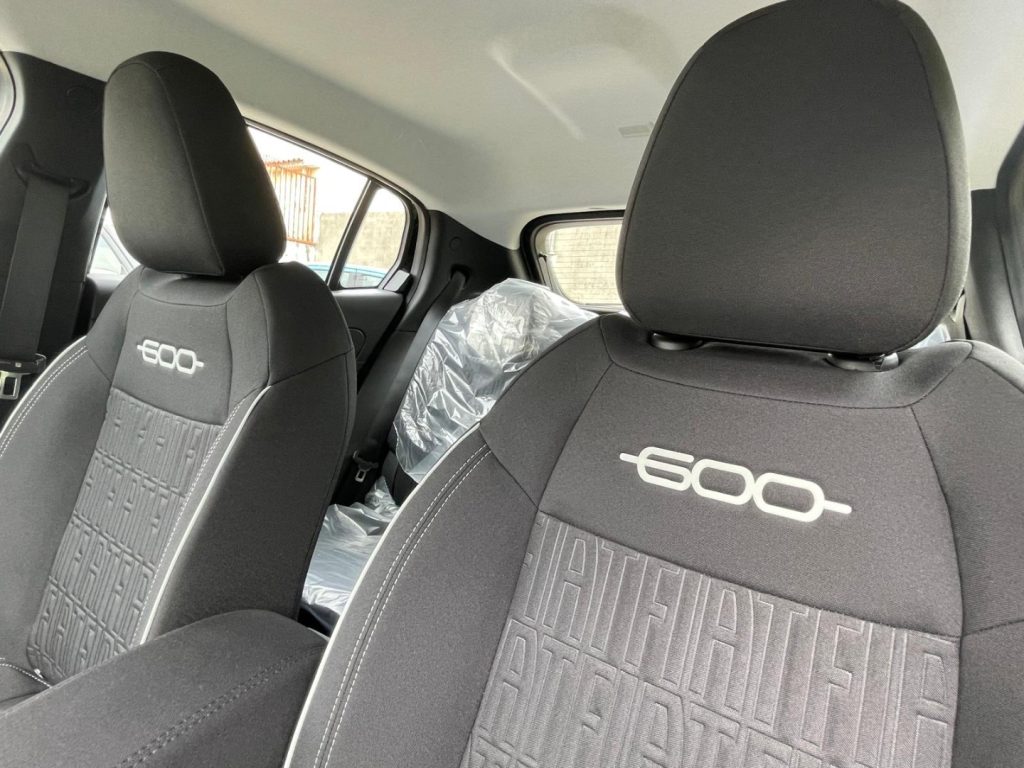 FIAT 600 Hybrid 110 CV DCT MHEV PACK COMFORT - 14