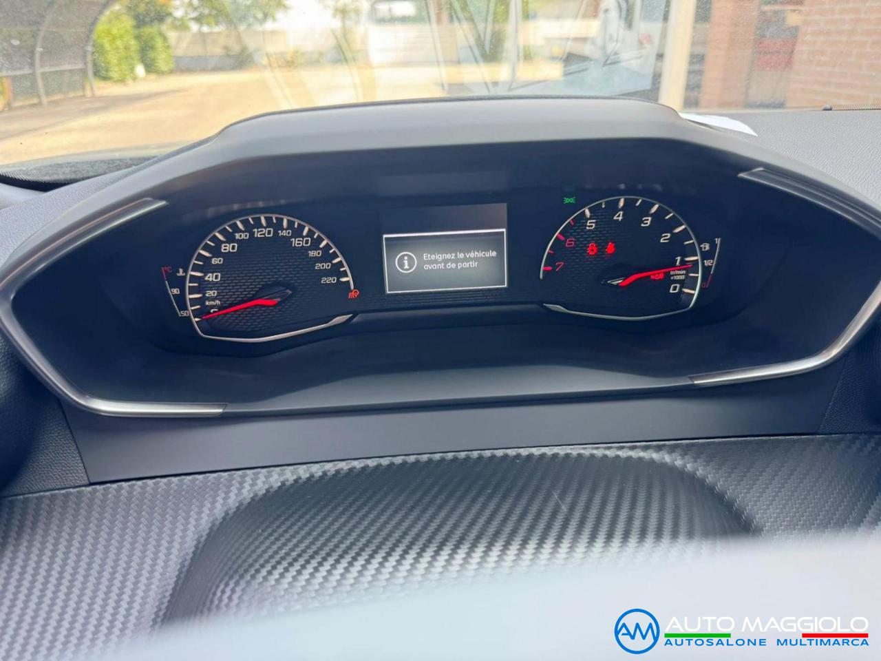 PEUGEOT 2008 1.2 PureTech 100 CV Style KM 0 NEO PATENTATI - 10