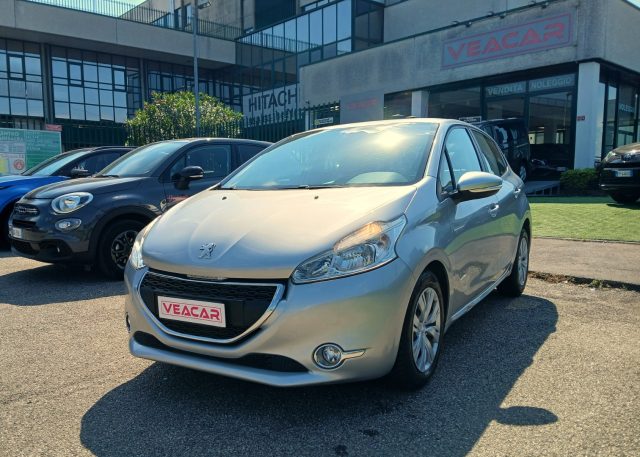 PEUGEOT 208 Argento metallizzato