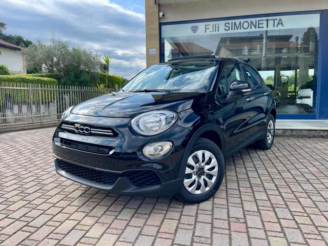 FIAT 500X Nero pastello
