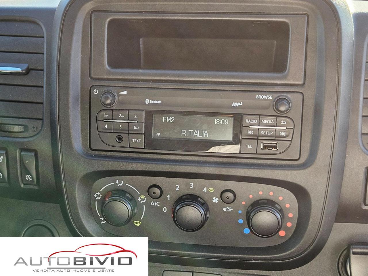 RENAULT Trafic T27 1.6 dCi 120CV S&S PL-TN Zen - 28