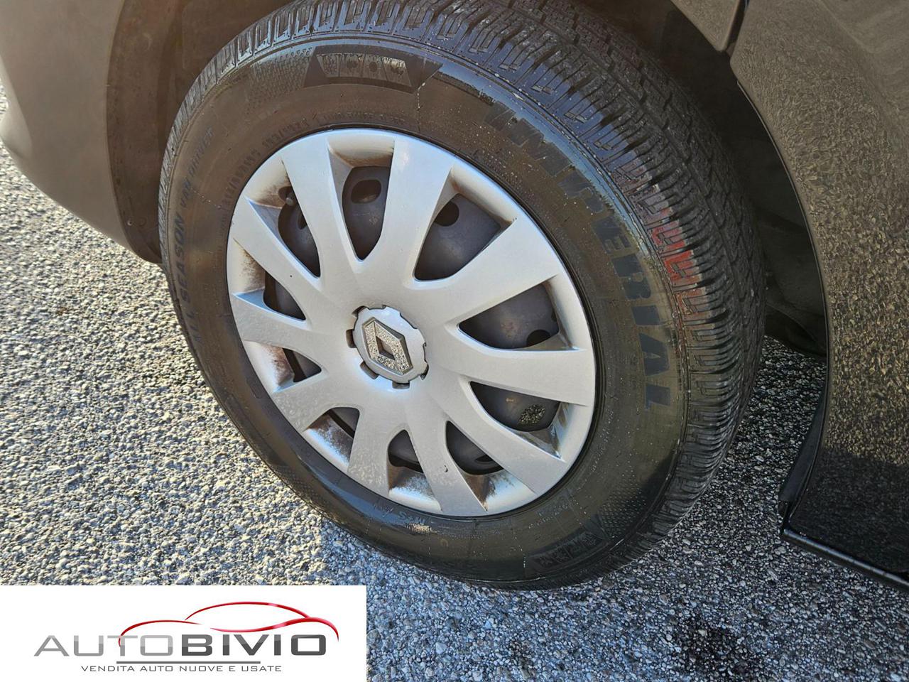 RENAULT Trafic T27 1.6 dCi 120CV S&S PL-TN Zen - 16