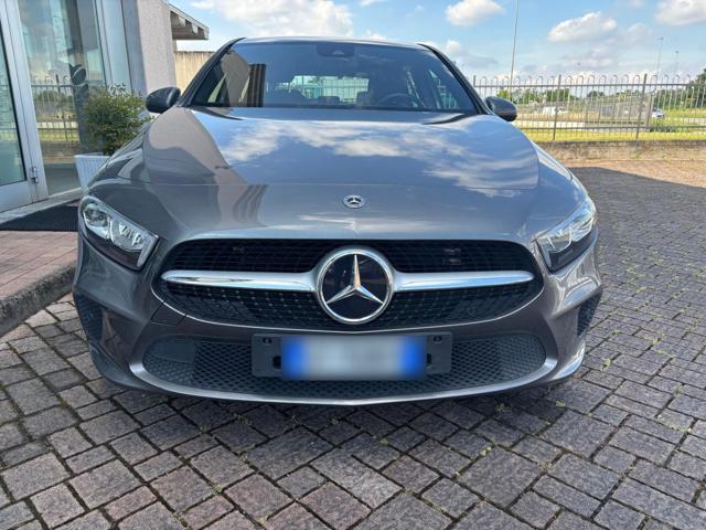 MERCEDES-BENZ A 180 Grigio metallizzato