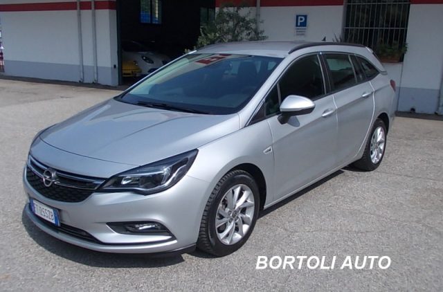 OPEL Astra Grigio metallizzato