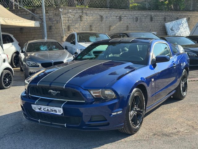 FORD Mustang Blu pastello