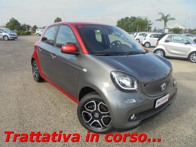 SMART ForFour Grigio scuro metallizzato