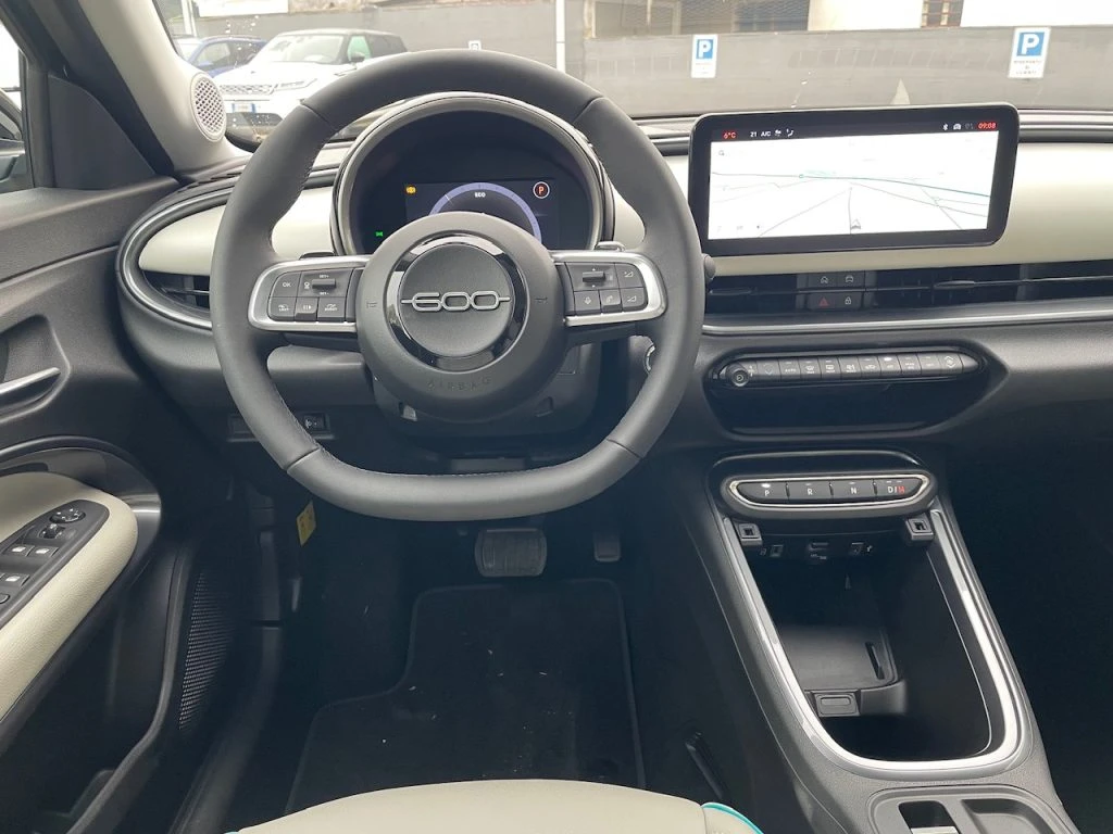 FIAT 600 Hybrid DCT MHEV La Prima #Vari.Colori - 8