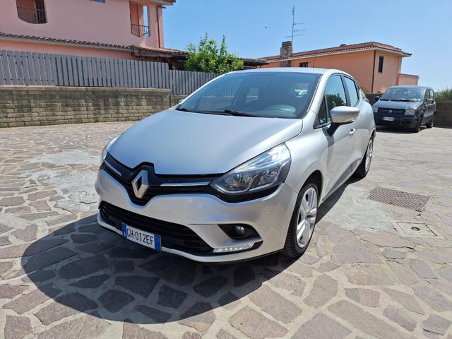 RENAULT Clio Argento metallizzato