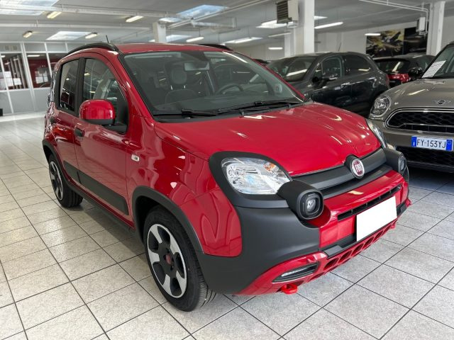 FIAT Panda Cross Rosso pastello