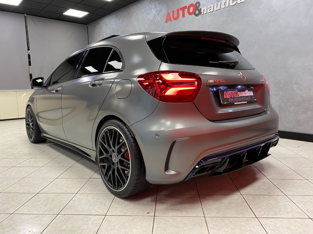 MERCEDES-BENZ A 45 AMG 4Matic Automatic 381 CV - 9