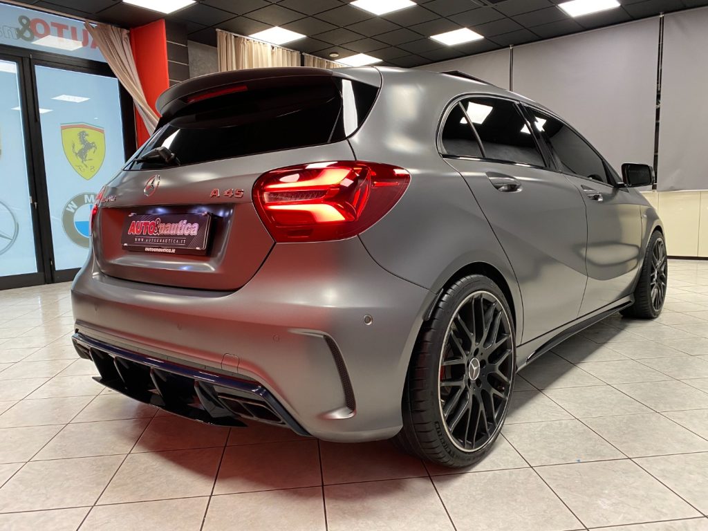 MERCEDES-BENZ A 45 AMG 4Matic Automatic 381 CV - 12
