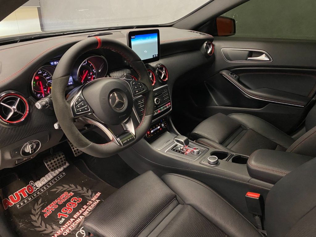 MERCEDES-BENZ A 45 AMG 4Matic Automatic 381 CV - 19