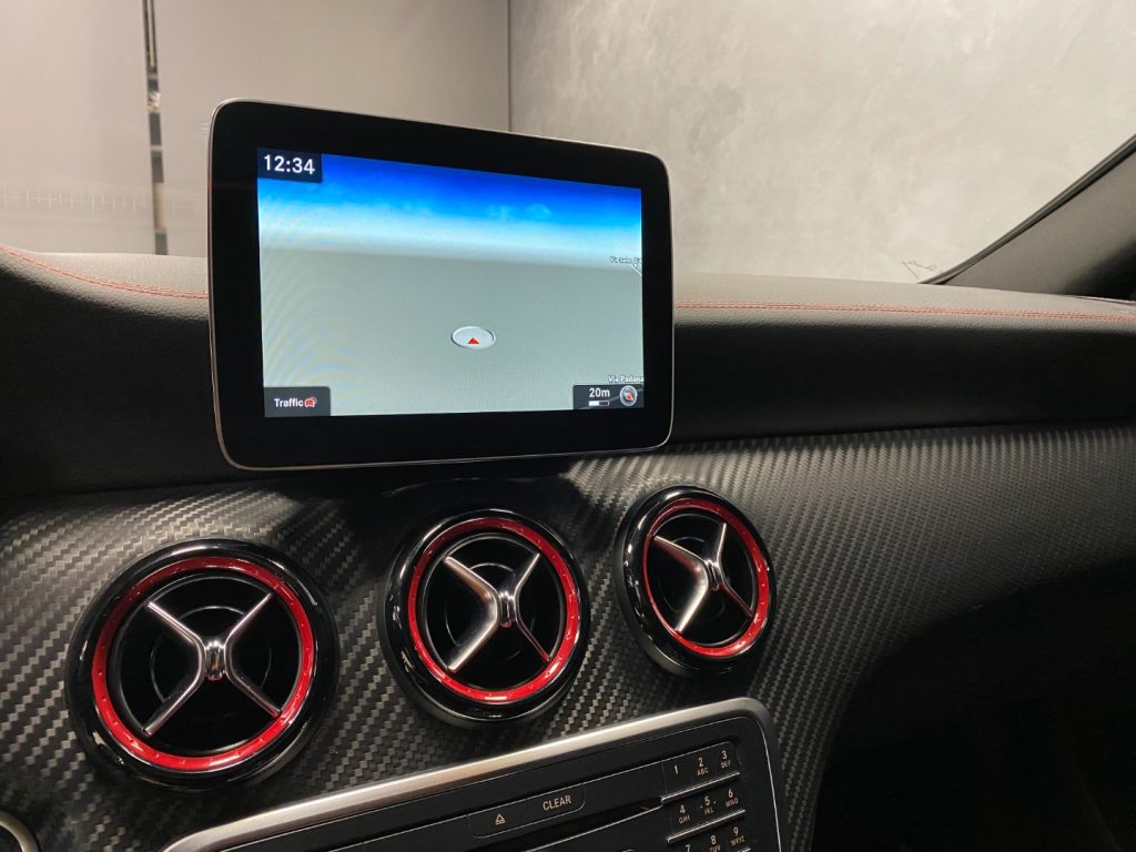 MERCEDES-BENZ A 45 AMG 4Matic Automatic 381 CV - 21