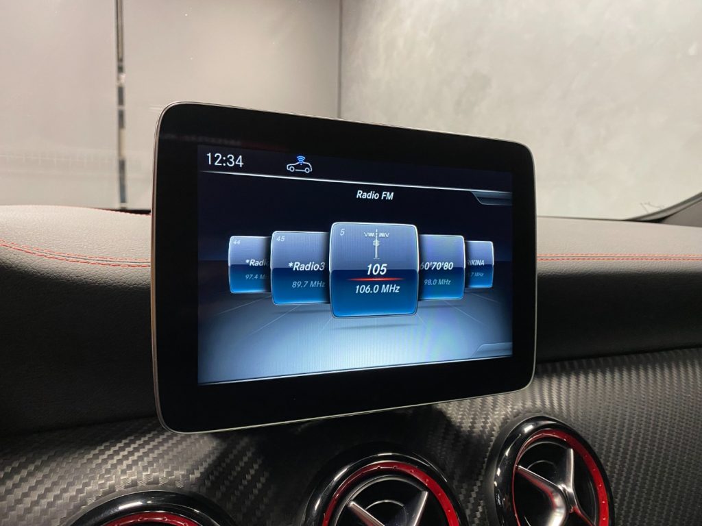 MERCEDES-BENZ A 45 AMG 4Matic Automatic 381 CV - 22