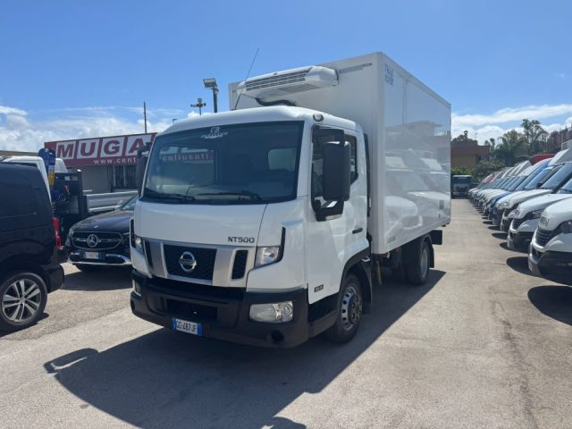 NISSAN  Bianco pastello