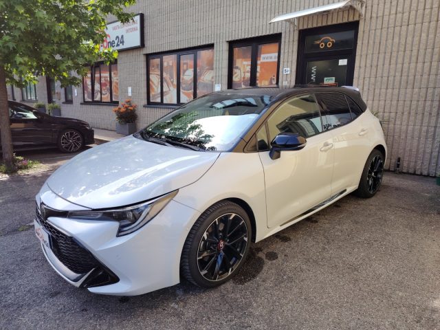 TOYOTA Corolla Bianco metallizzato