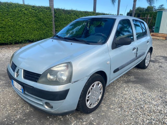 RENAULT Clio Grigio metallizzato