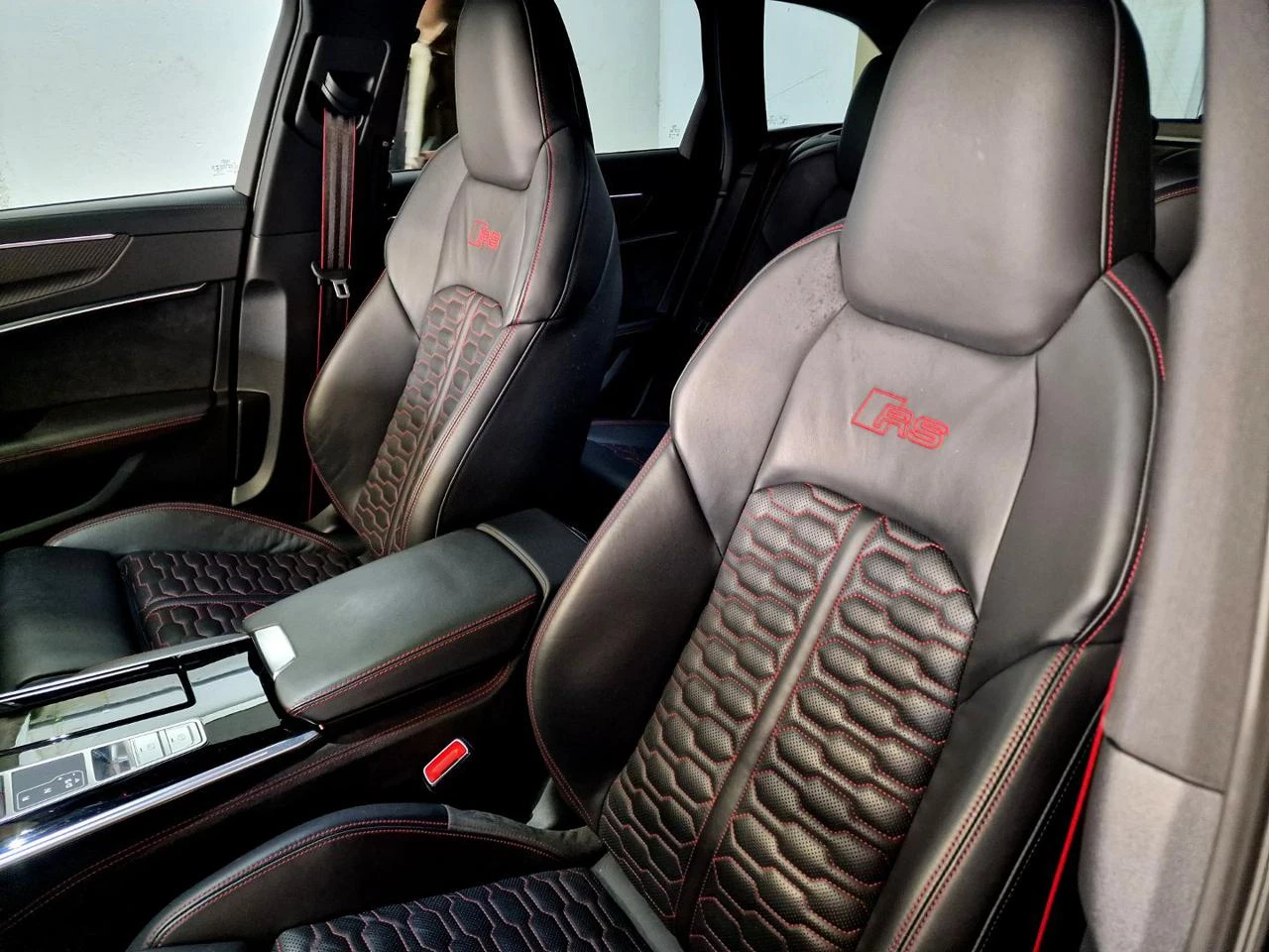 AUDI RS6 Avant 4.0 TFSI V8 quattro tiptronic - 21