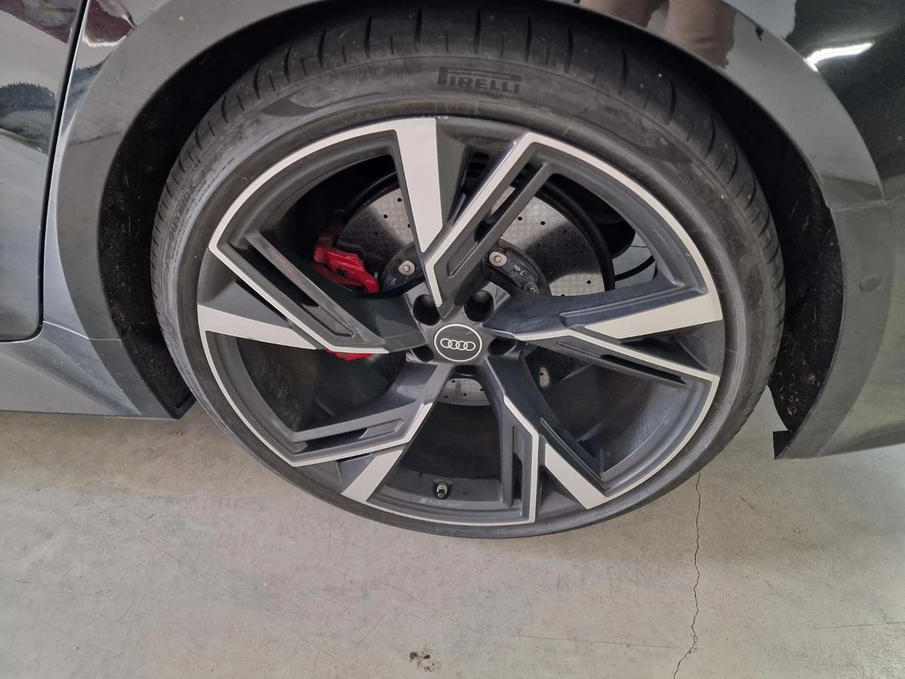 AUDI RS6 Avant 4.0 TFSI V8 quattro tiptronic - 30