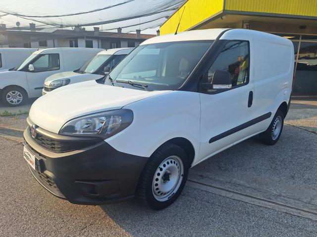 FIAT Doblo Bianco pastello
