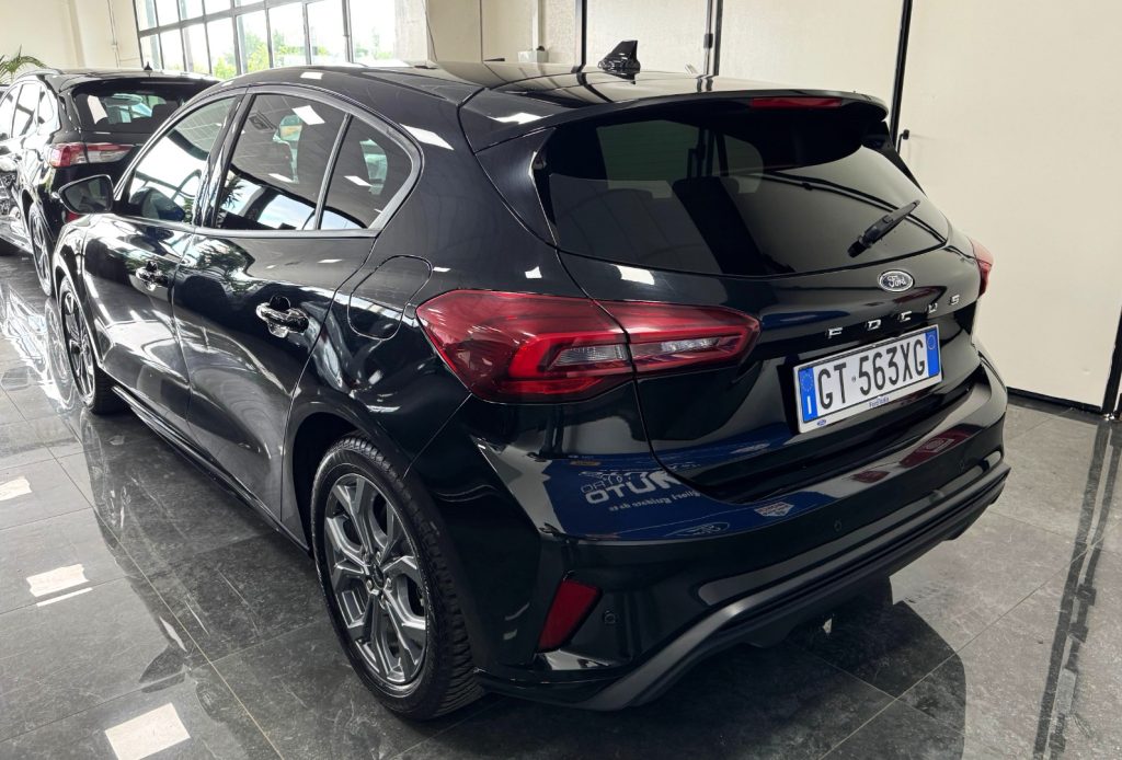 FORD Focus 1.5 EcoBlue 115 CV automatico 5p. ST-Line IVA ESP. - 5