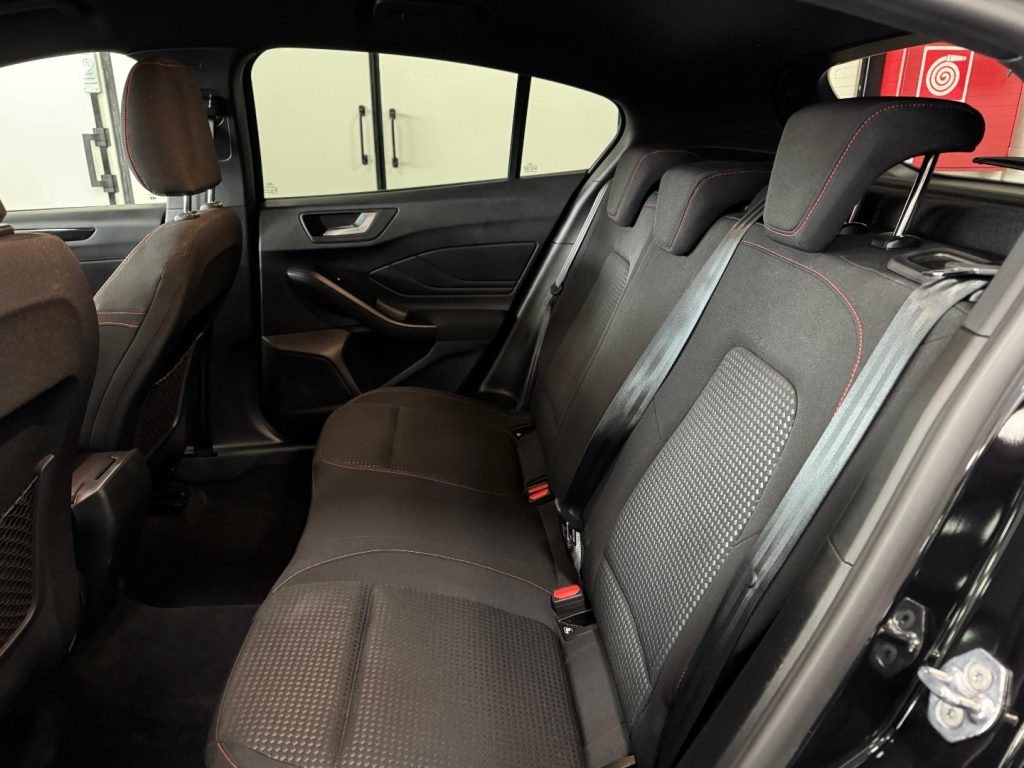 FORD Focus 1.5 EcoBlue 115 CV automatico 5p. ST-Line IVA ESP. - 11