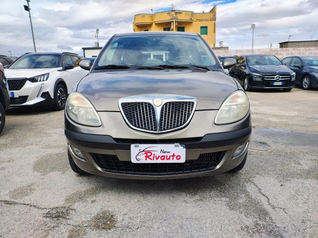 LANCIA Ypsilon Bronzo metallizzato