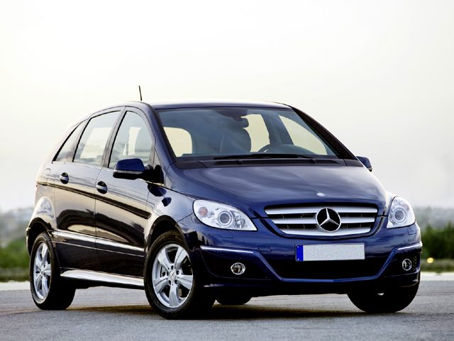 MERCEDES-BENZ B 180 Nero metallizzato