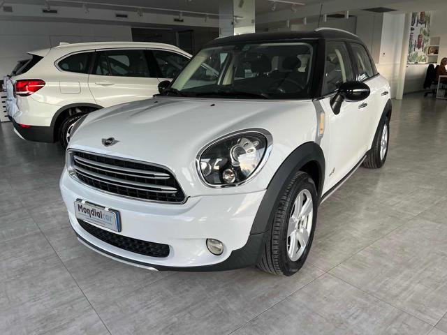 MINI Countryman Bianco pastello
