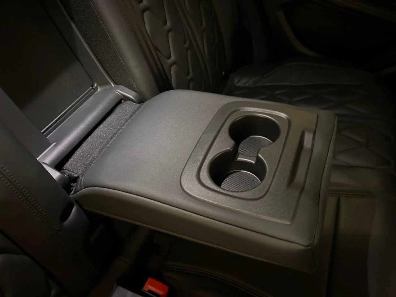 PEUGEOT 3008 Hybrid4 300 e-EAT8 GT Pack TETTO APRIBILE - 14