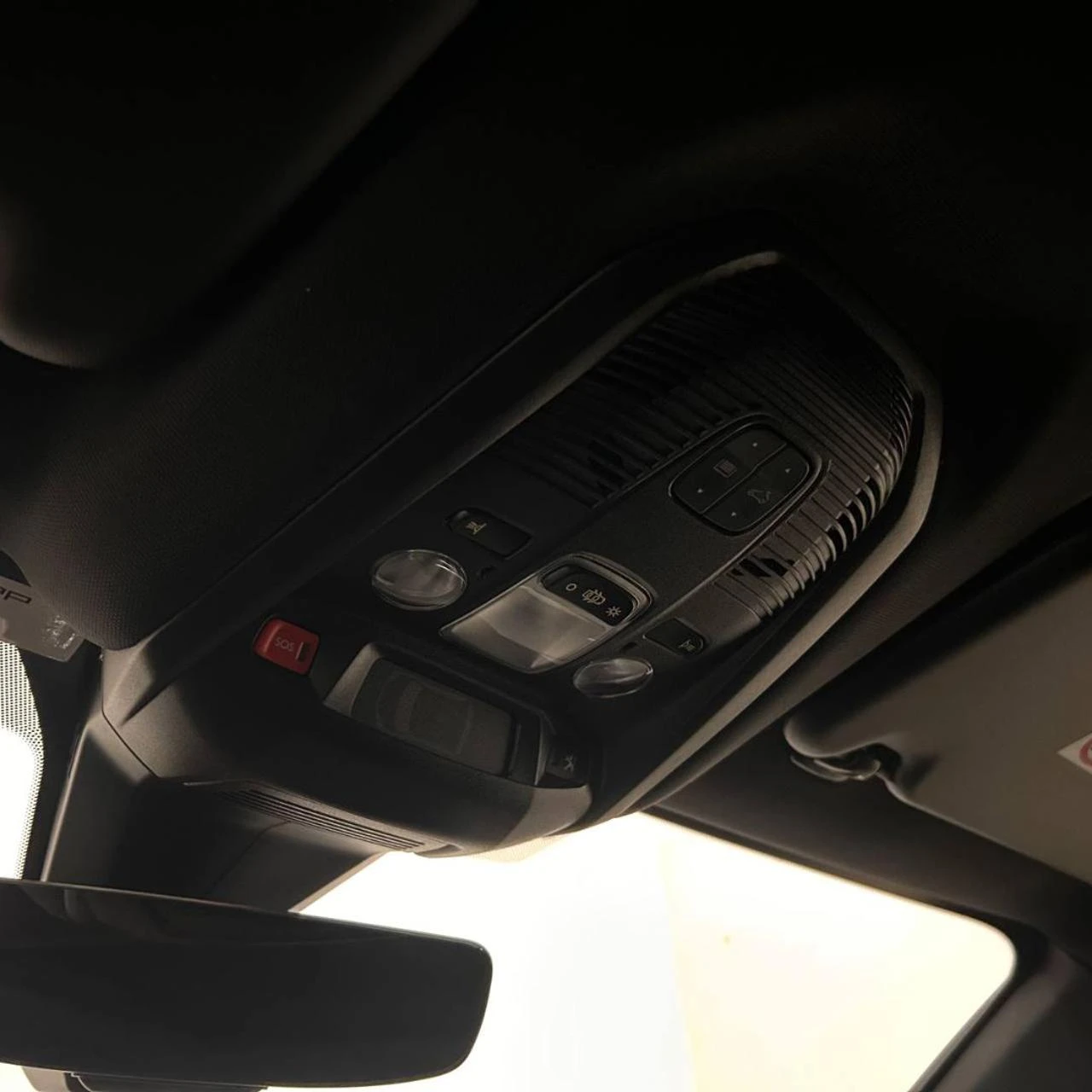 PEUGEOT 3008 Hybrid4 300 e-EAT8 GT Pack TETTO APRIBILE - 32