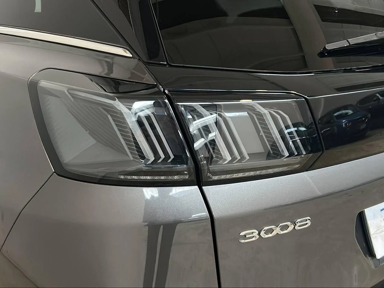 PEUGEOT 3008 Hybrid4 300 e-EAT8 GT Pack TETTO APRIBILE - 40